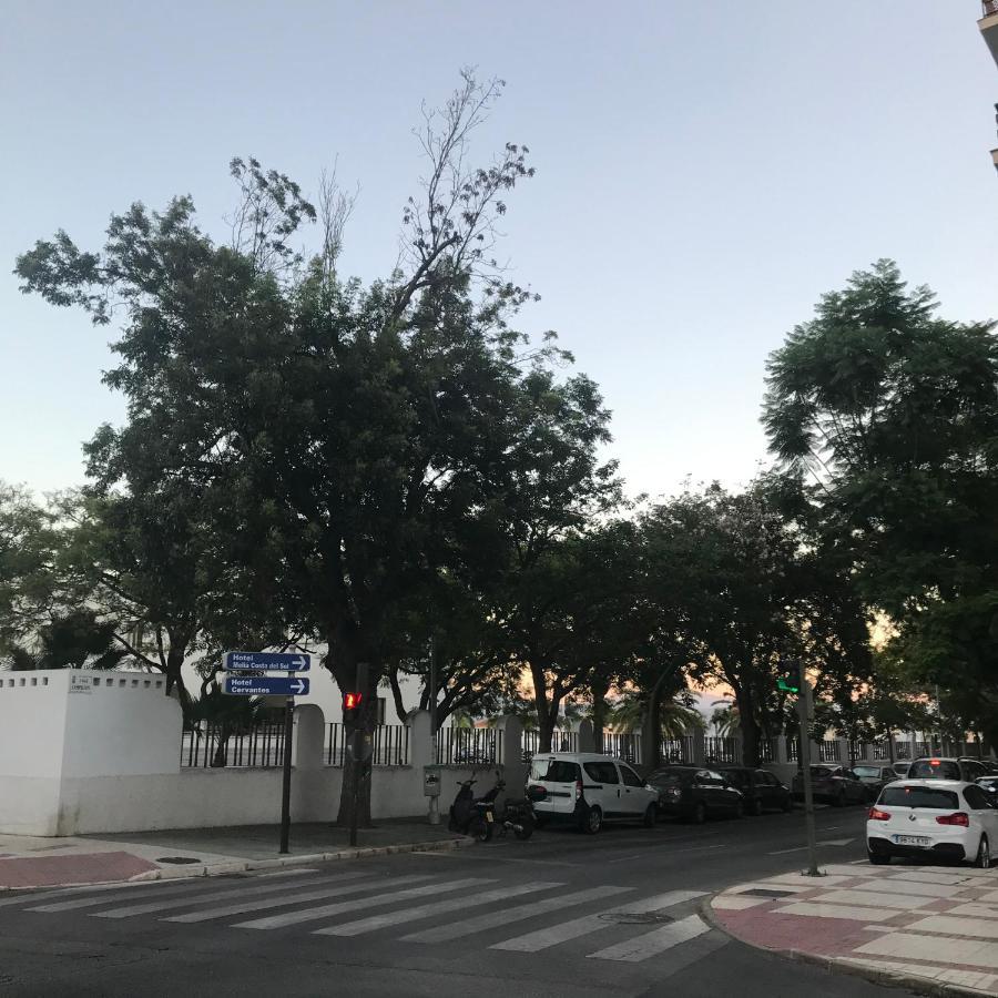 Apartamento Estudio Loft: Centro Céntrico con WiFi y Check-out Tardío Torremolinos Exterior photo