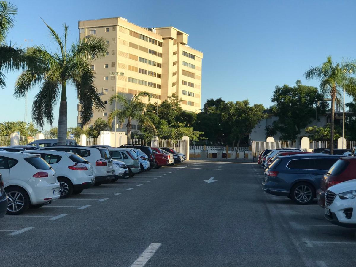 Apartamento Estudio Loft: Centro Céntrico con WiFi y Check-out Tardío Torremolinos Exterior photo